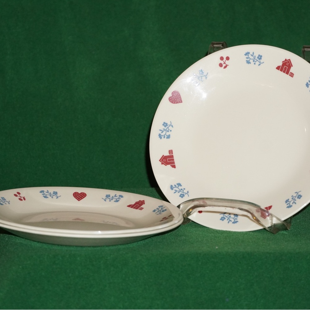 3 Corelle “Houses and Hearts” Dessert/Bread Plates 🏠❤️